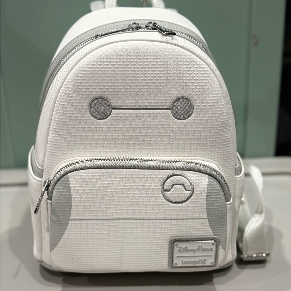 Loungefly Baymax Disney Parks mini backpack - Picture 1 of 4